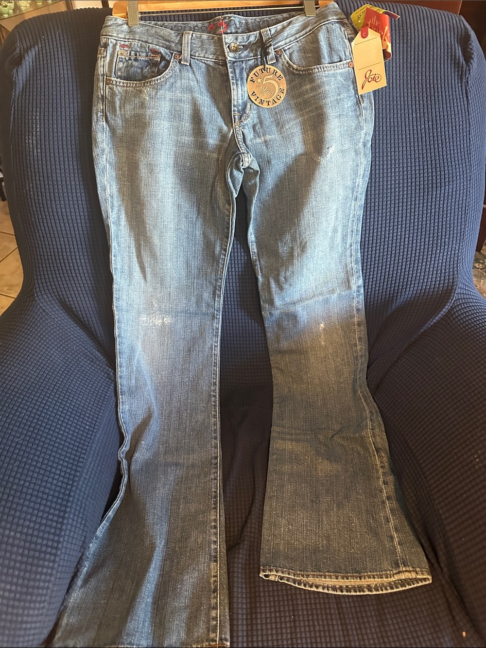JOIE Vintage Blue lady’s Bootcut Jeans - Faded Denim